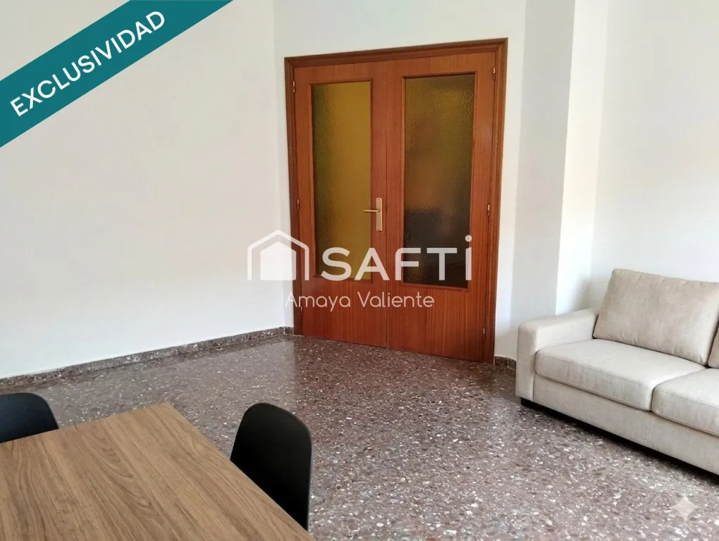 Séjour - Spacious Apartment with 100m² Terrace in Andorra