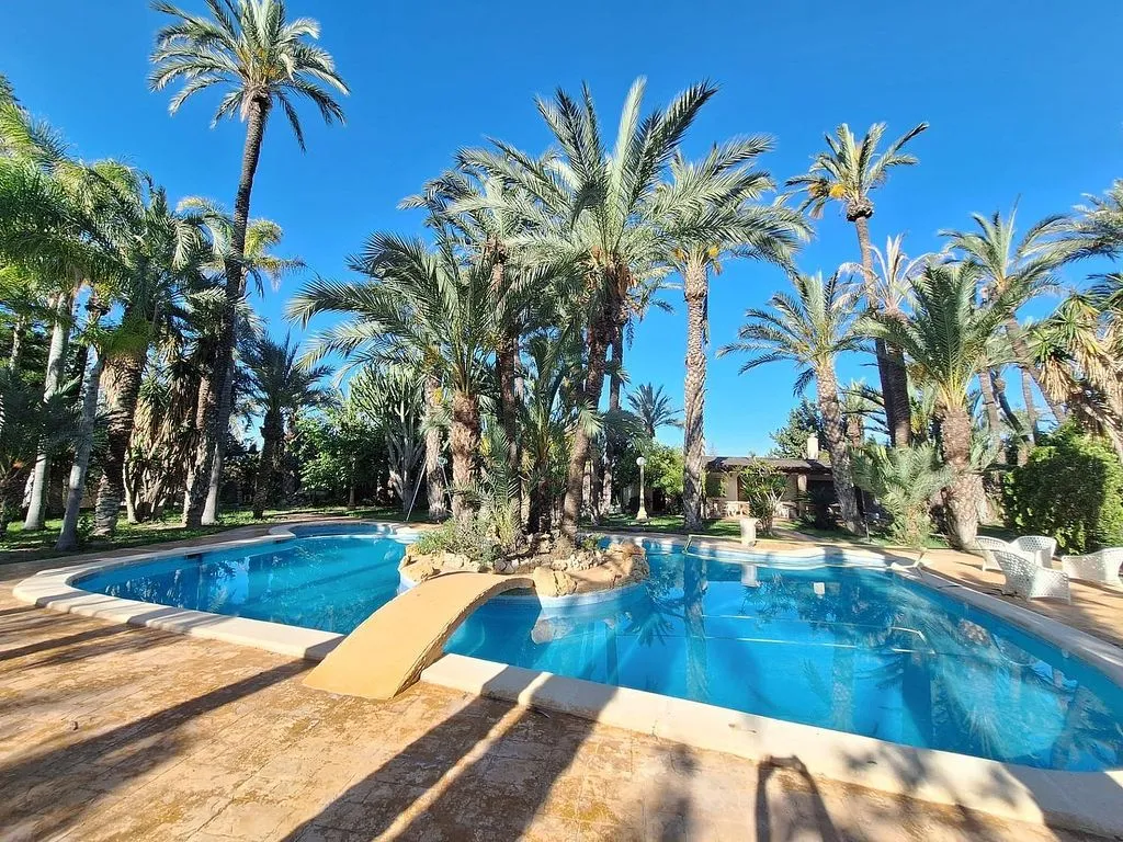 Bassein - Detached House with Spa in Elche