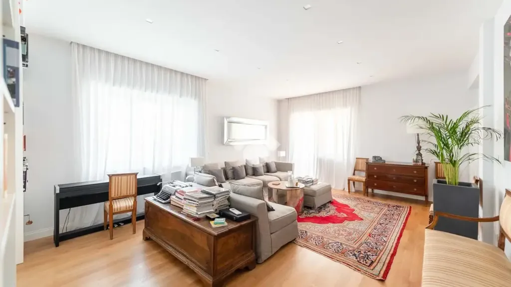 Elutuba - Luxury Apartment with Balconies in Rome