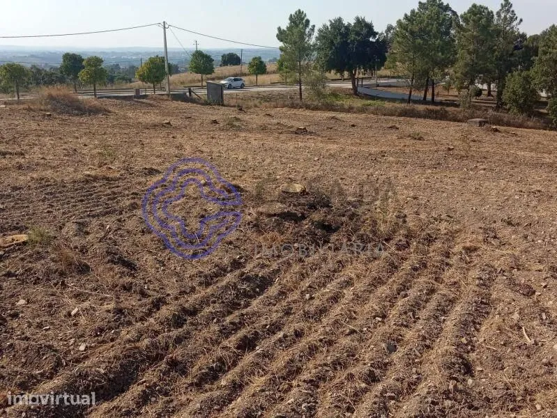 Jardin - Construction Plot for 4 Homes near Tomar