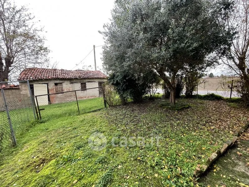 Jardin - Rustic Cottage with Garden in Suzzara Centre