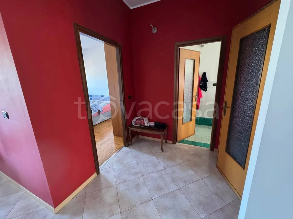 Hallway - Bright Apartment with Balcony in Turin