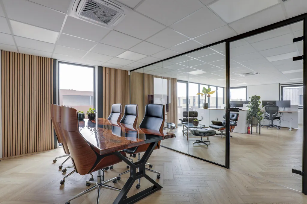 Kabinet - Ärihoone asukohas Utrecht