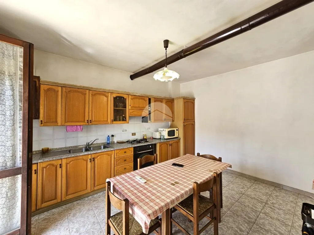 Cuisine - Restored Villa with Private Garden in Torrazza Piemonte