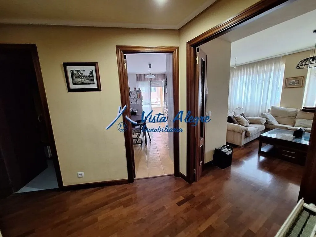 Esik - Apartment with Pool in Central Haro