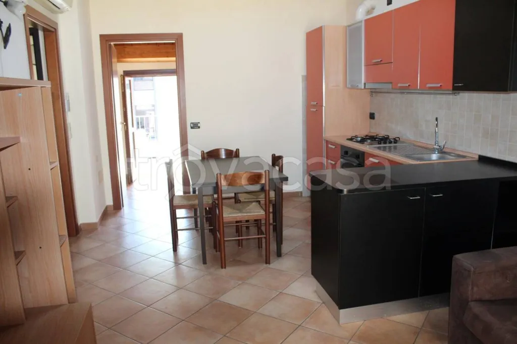 Salle à manger - Mansard Apartment with Terrazzo in Lugo