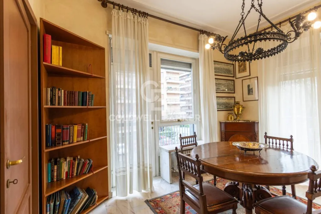 Salle à manger - Apartment with Balcony in Vanchiglietta, Turin