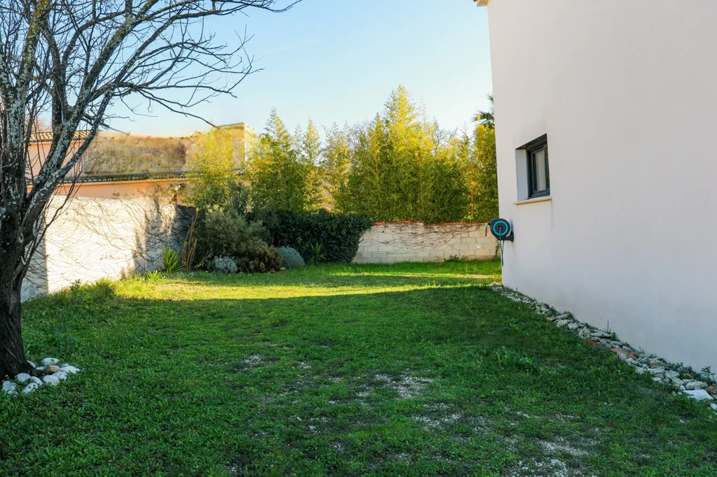 Aed - Modern Villa with Garage in Recent Development