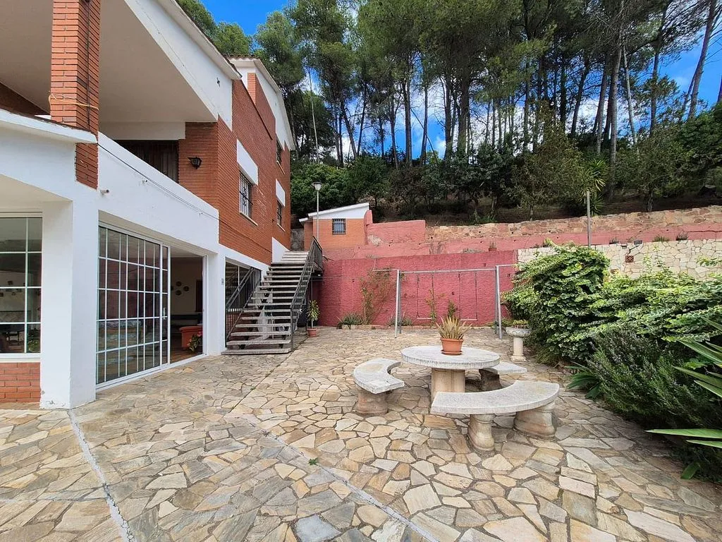 Terrass - Chalet with Pool and Terrace in Cervelló