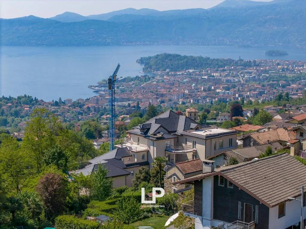 Vue aérienne - Luxury Flat with Lake View in Arizzano