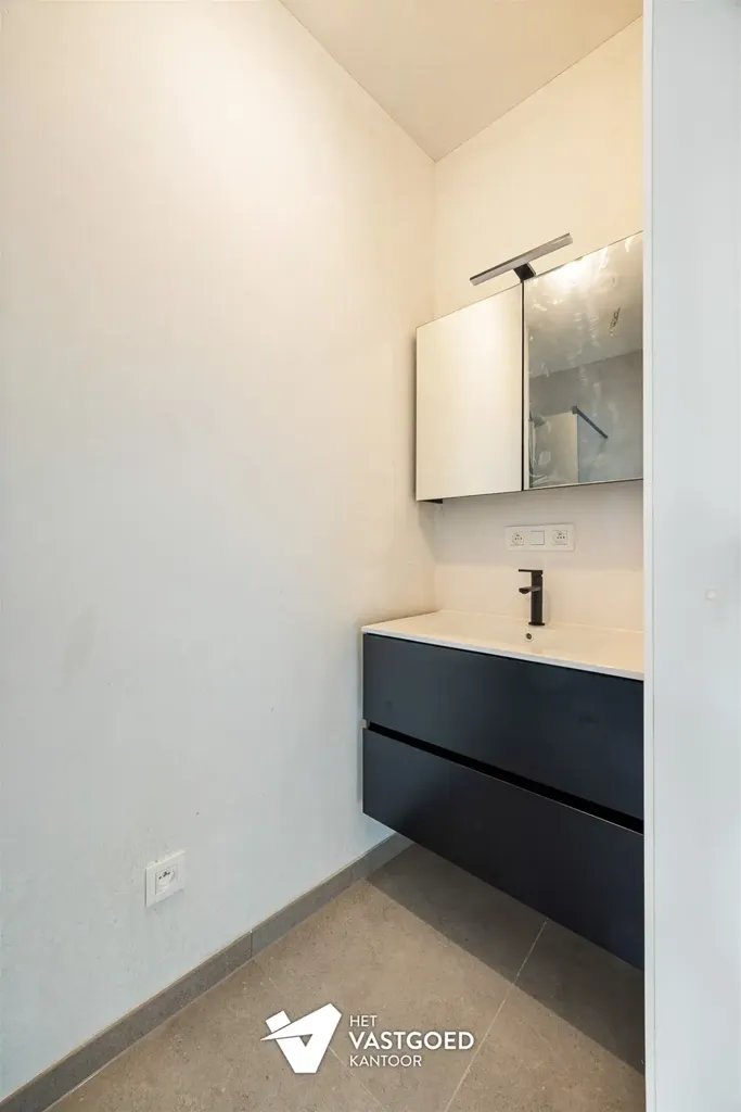 Salles de bain - Appartement Énergétique avec Terrasse à Ham