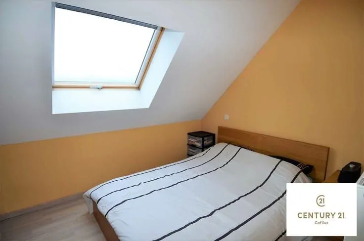 Chambres - Appartement au Dernier Étage avec Parking à Bruxelles