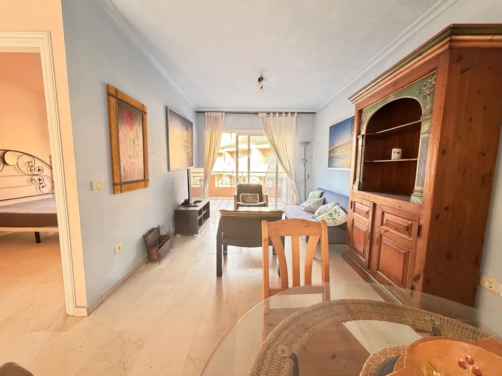 Elutuba - Renovated Apartment with Pool View in Las Arenas