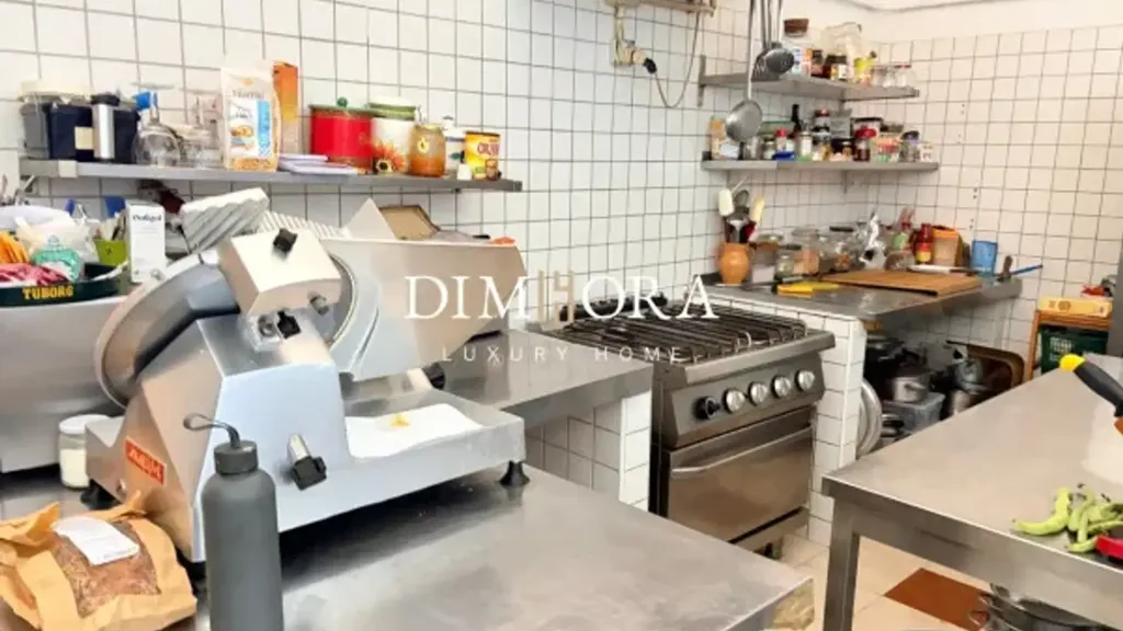 Cuisine - Casale with Tennis Courts in Morolo