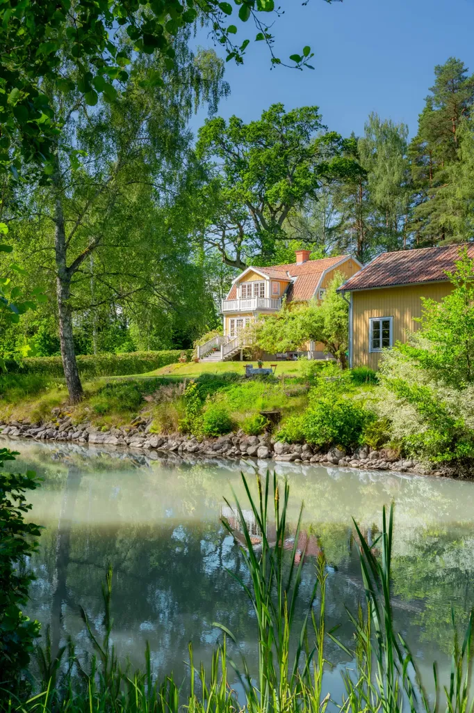 Jardin - Historic House with River View in Södermanland