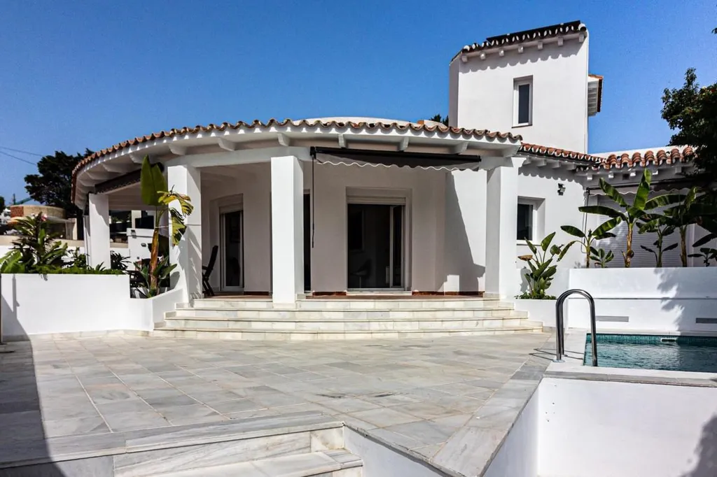 Piscina - Renovated Villa with Pool in Benalmádena Costa