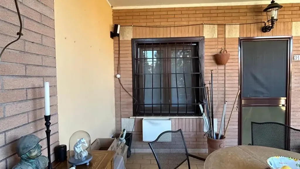 Terrasse - Contemporary Villa with Garden in Anzio