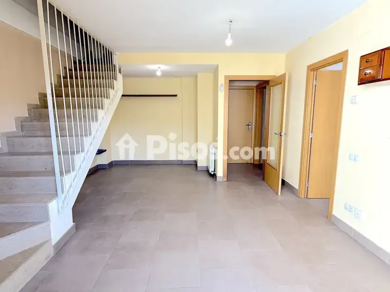 Entrée - Duplex with Terrace in Rubí, Ca N'Oriol