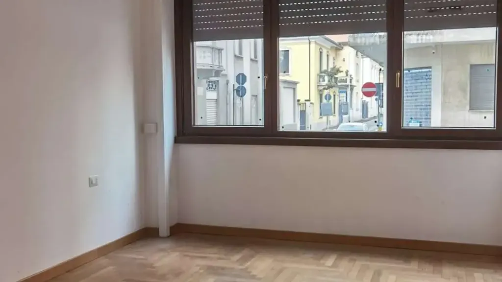 Appartement 3 pièces à IT