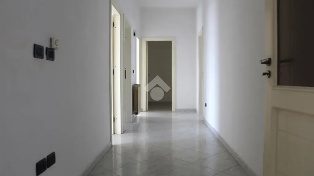 Esik - Spacious Apartment with Balcony in Carovigno