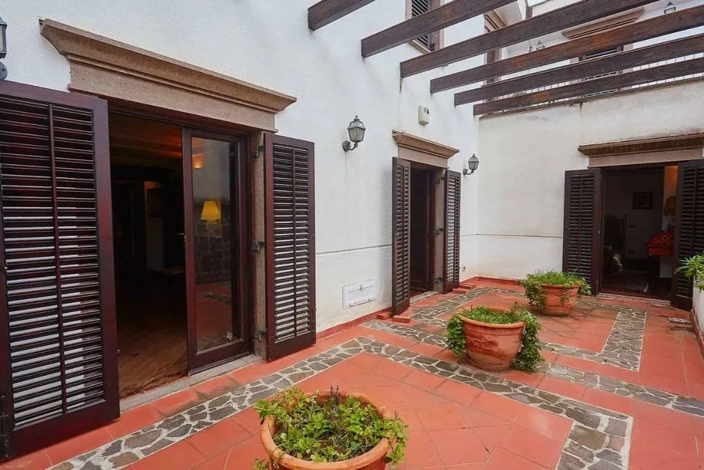 Jardin - Luxury Villa with Garden in Palermo