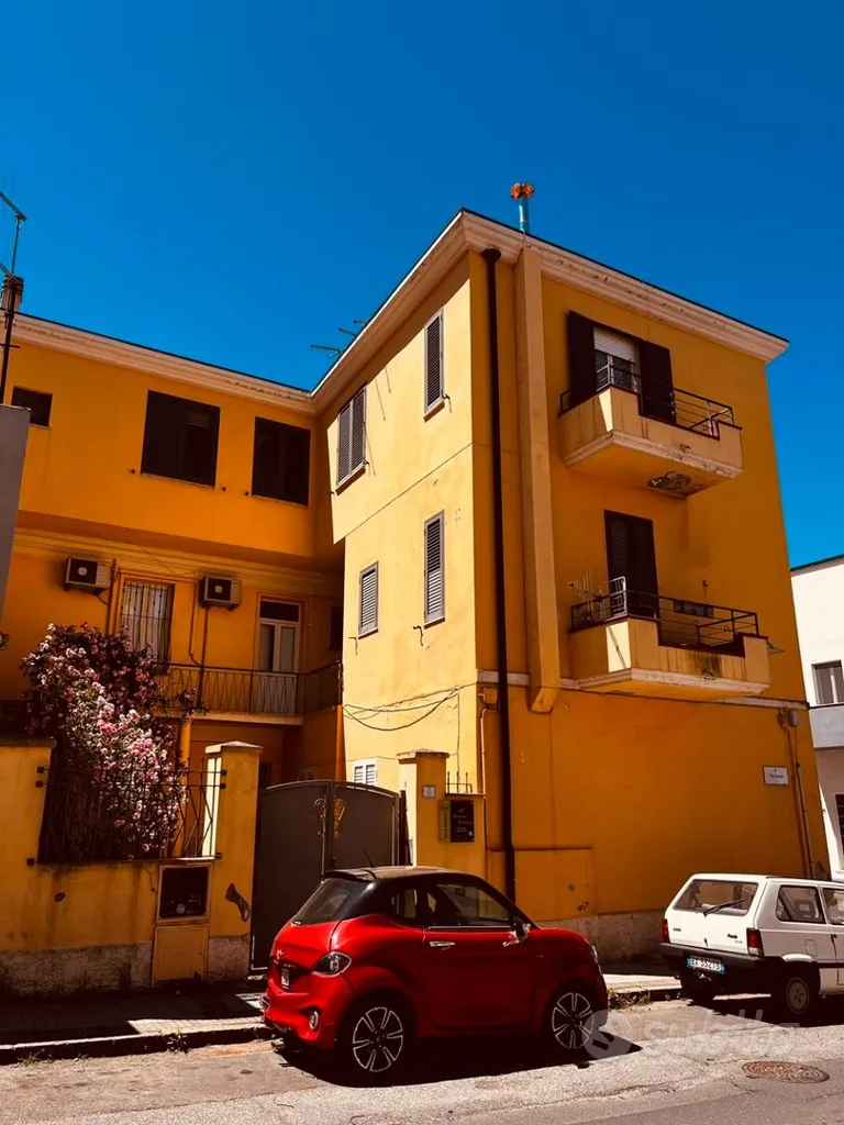 Välivaade - Rented Apartment with Balcony in Nuoro Centre