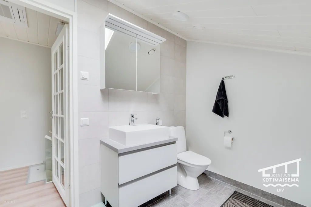 Salles de bain - Two-Storey Apartment with Sauna in Joensuu