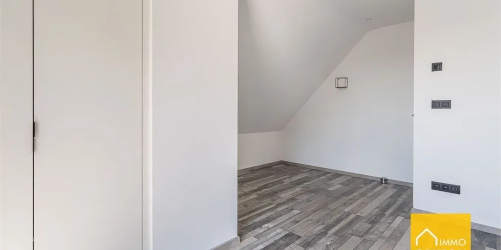 Toad - Luxurious Penthouse with Panoramic Views in Zwevezele