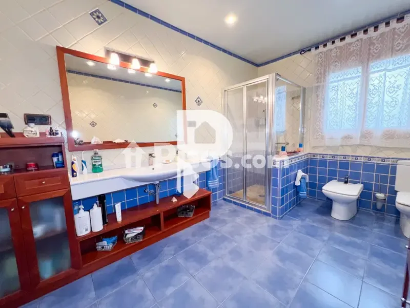 Salles de bain - Chalet with Jacuzzi in Vallirana