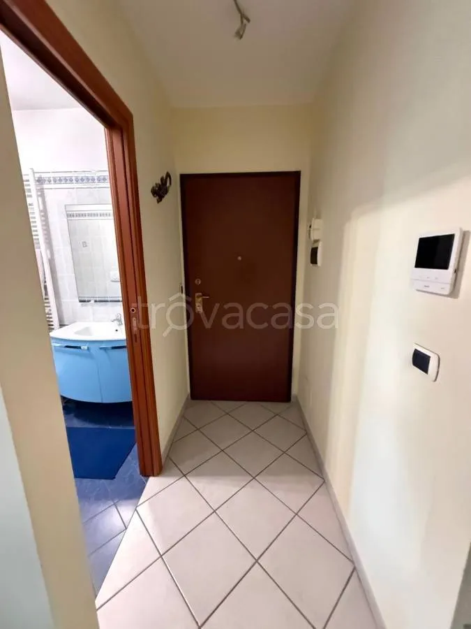 Ingresso - Modern Studio with Balcony in Settimo Torinese