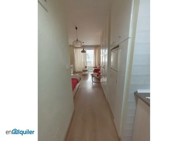 Entrée - Studio with Terrace in City Centre