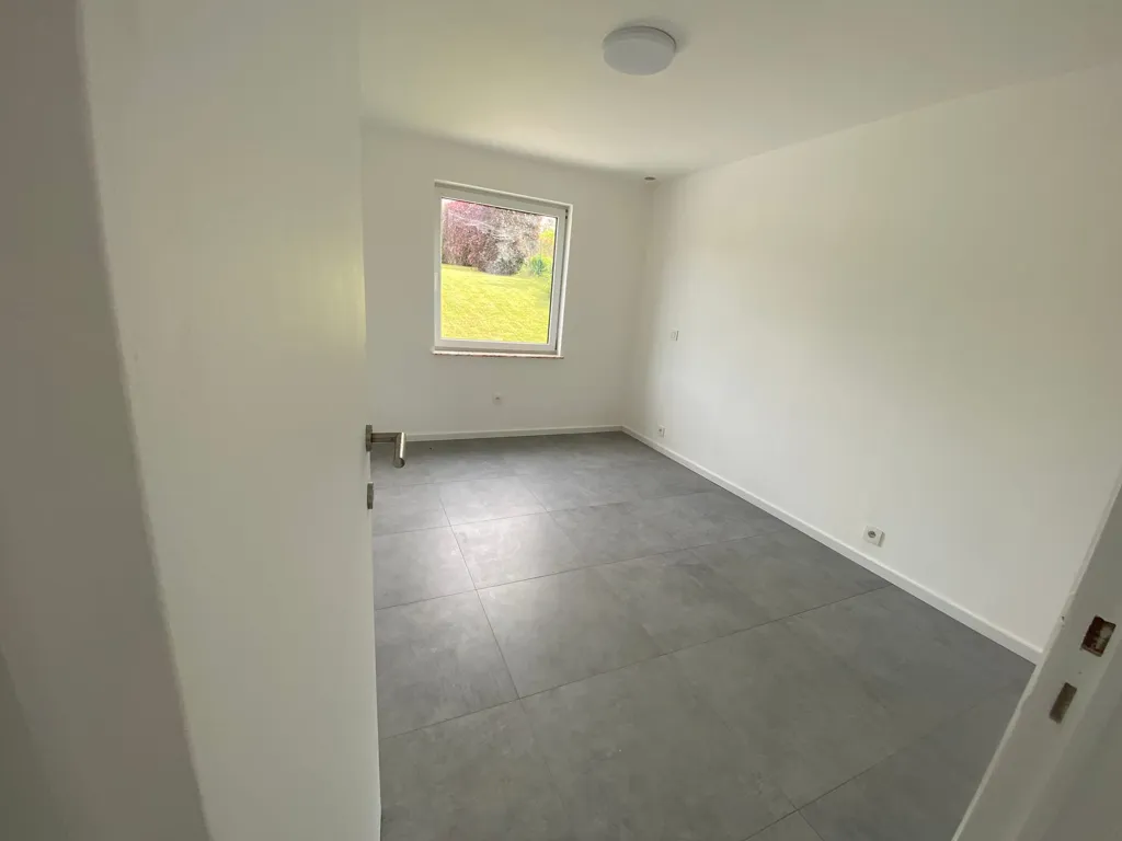Toad - Two-Storey Villa with Terrace in Libramont-Chevigny