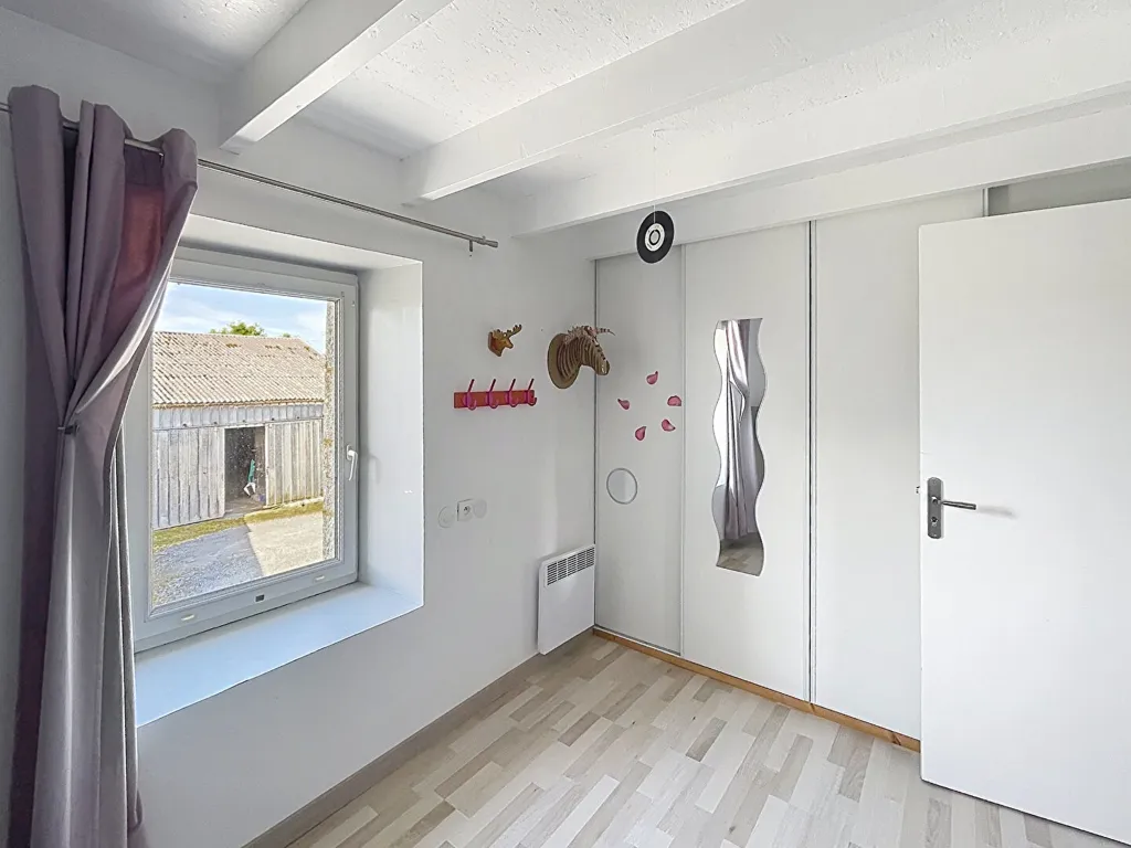 Chambres - Longère Rénovée avec Jardin à Saint Thonan