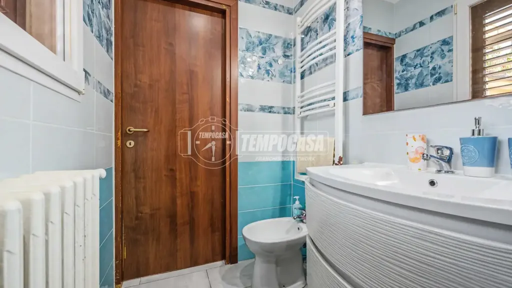 Vannitoad - Central Flats with Balcony in Faenza
