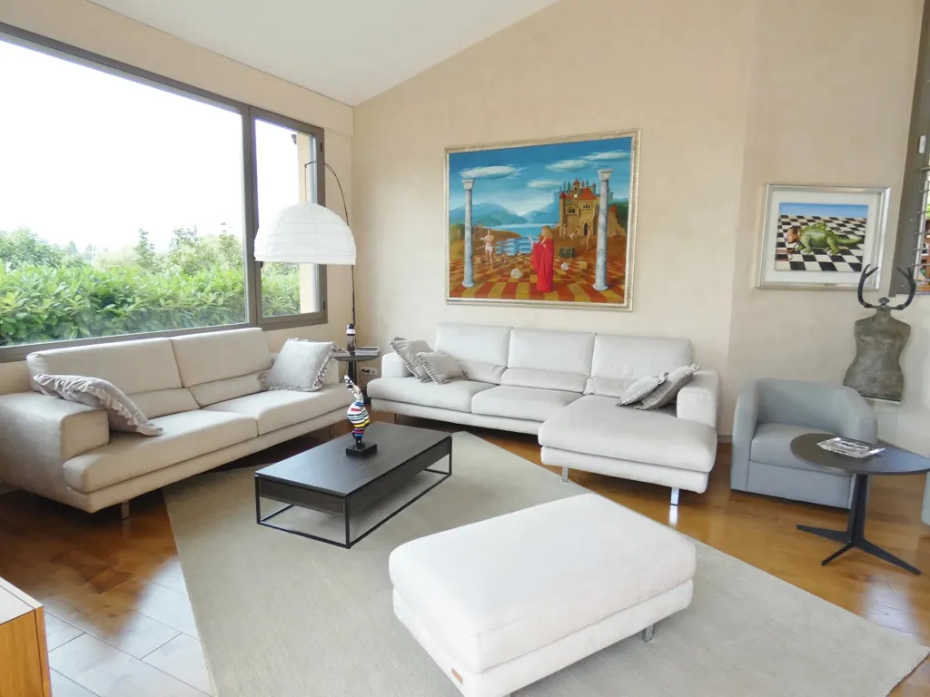 Séjour - Villa avec Vue Dominante sur le Vieux Village à Mougins