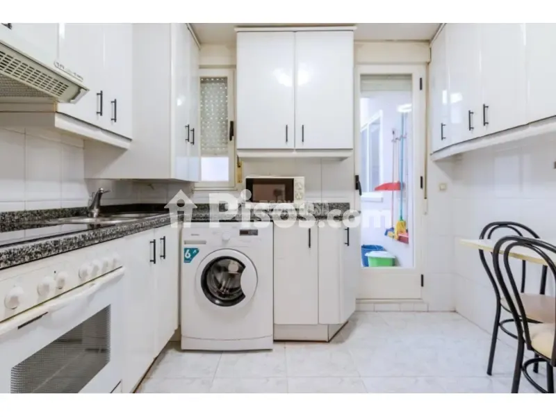 Cuisine - Apartment with Balcony in Santa Marta de Tormes