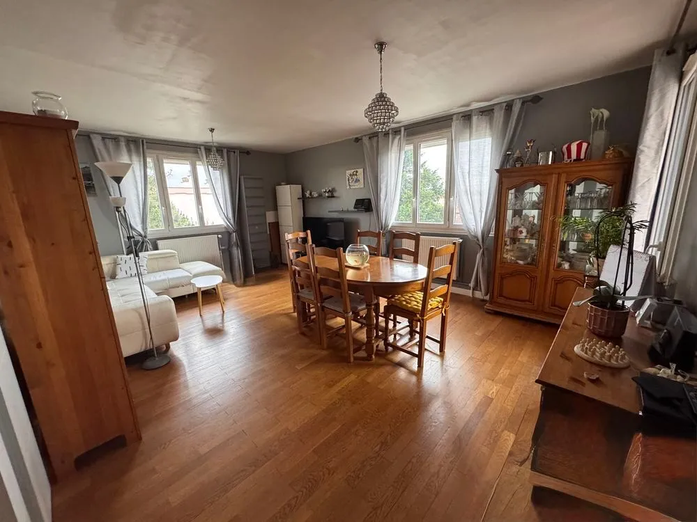 Salle à manger - Appartement 3/4 pièces avec Balcon au Centre-ville de Grigny-sur-Rhône