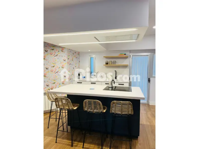 Kitchen - Modern Flat with Balcony in León