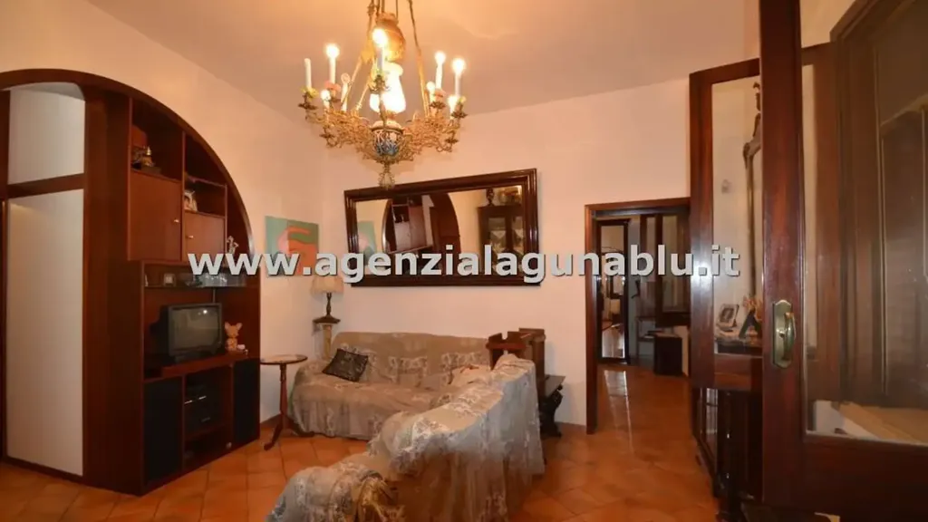 Elutuba - Villa with Multiple Units in Mazara del Vallo