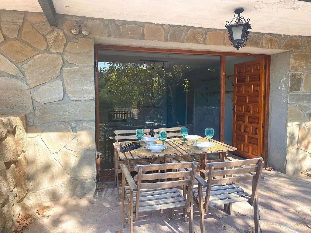 Terrass - Chalet with Pool and Terrace in Collado Mediano