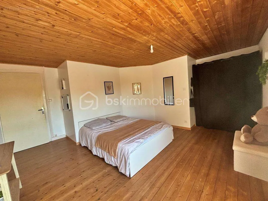 Chambres - Maison d'Époque dans un Village Paisible