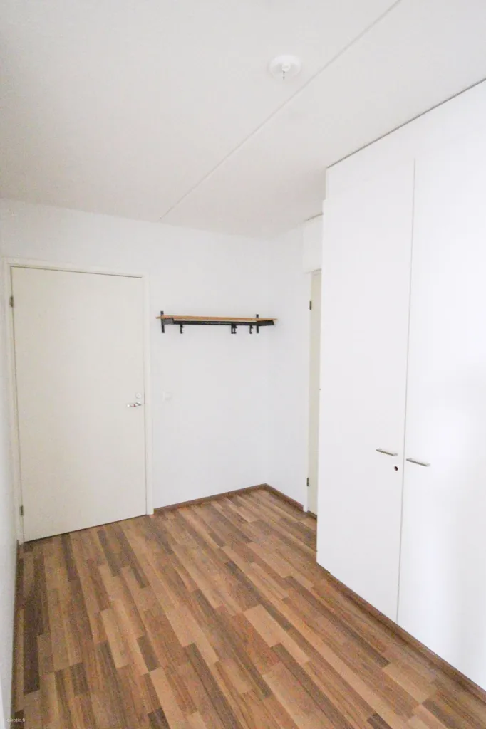 Magamistoad - Spacious Flat with Balcony in Länsimäki, Vantaa
