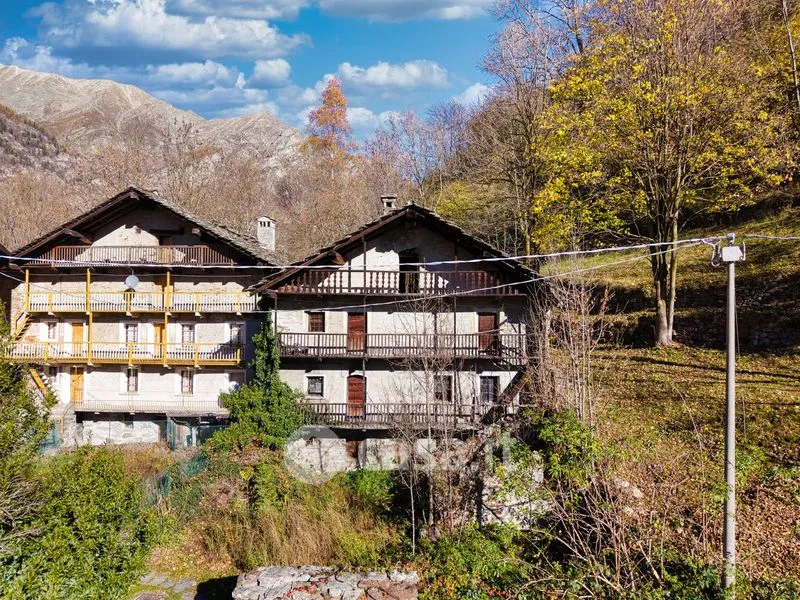 Välivaade - Walser Rustico with Garden in Issime