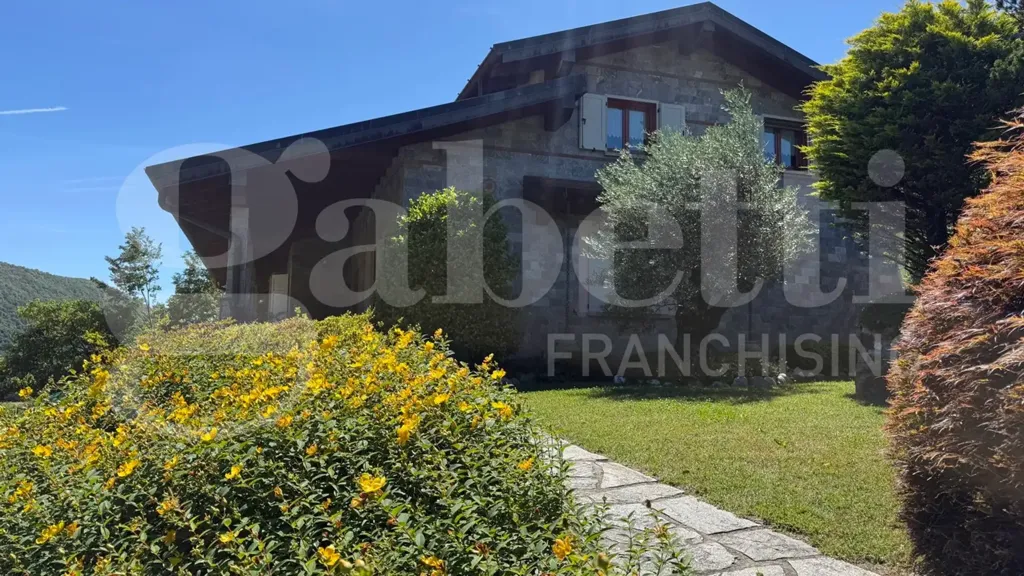 Esterno - Panoramic Villa with Garden in Asso (CO)