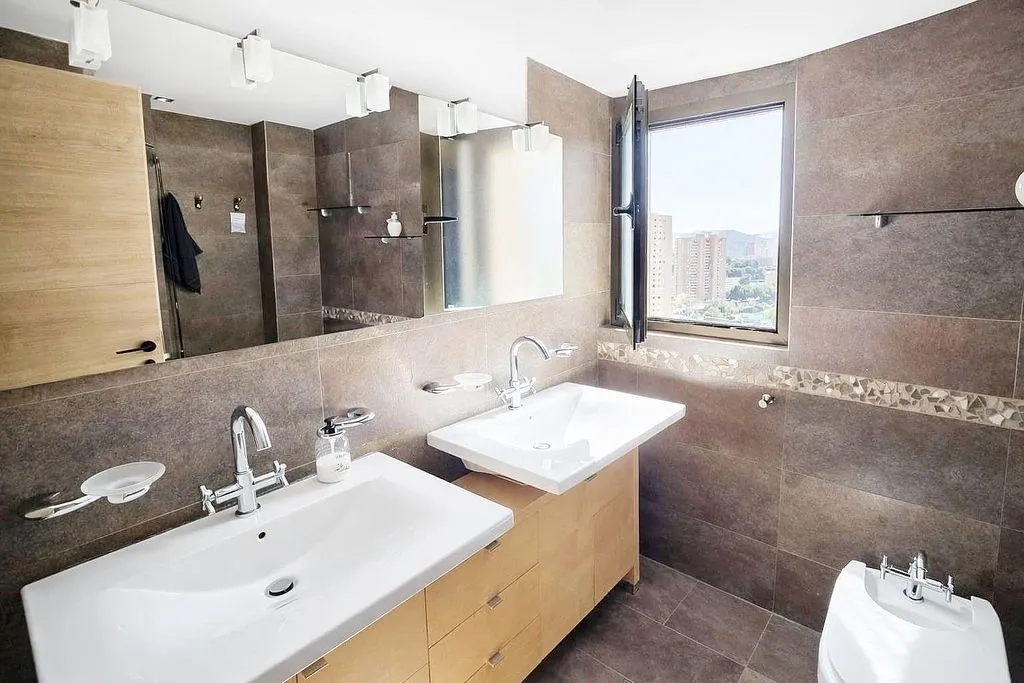 Vannitoad - Apartment with Terrace in Playa de Poniente