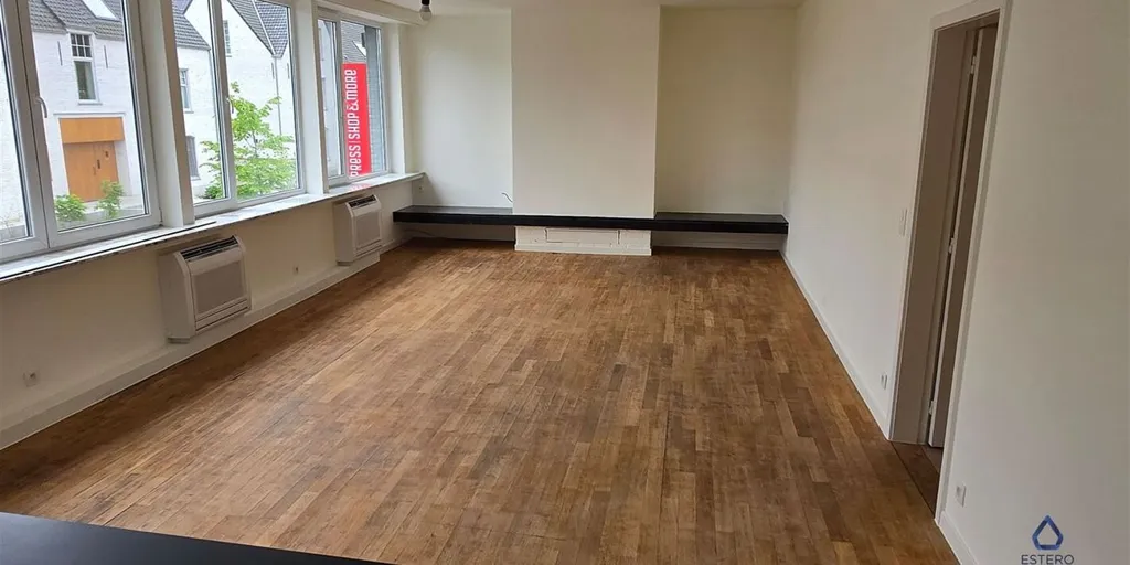 Séjour - Appartement Rénové avec Terrasse à Itegem