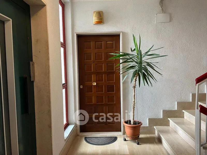 Esik - Apartment with Balcony and Terrace in Crotone