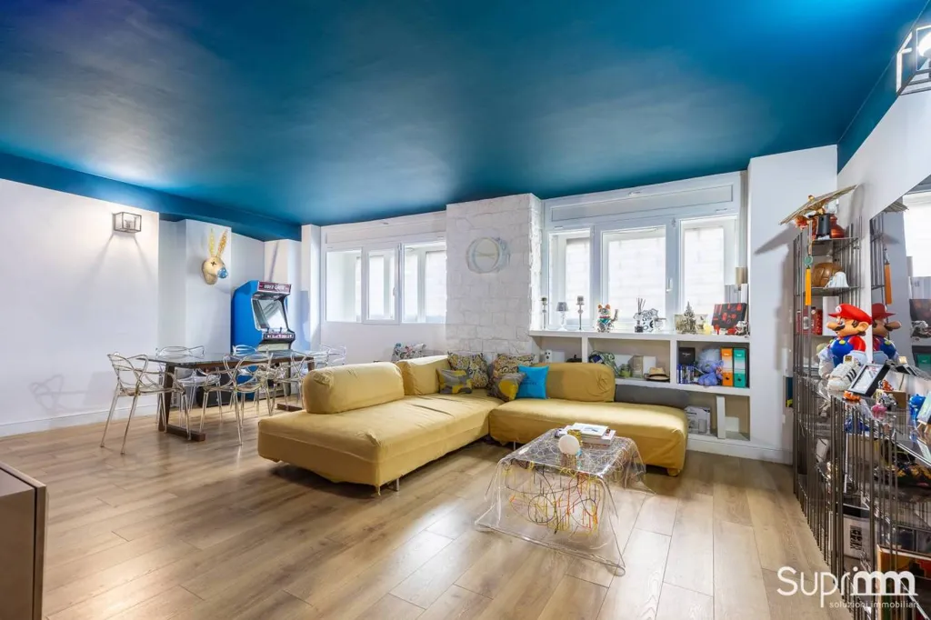 Séjour - Restored Apartment with Private Courtyard in Turin