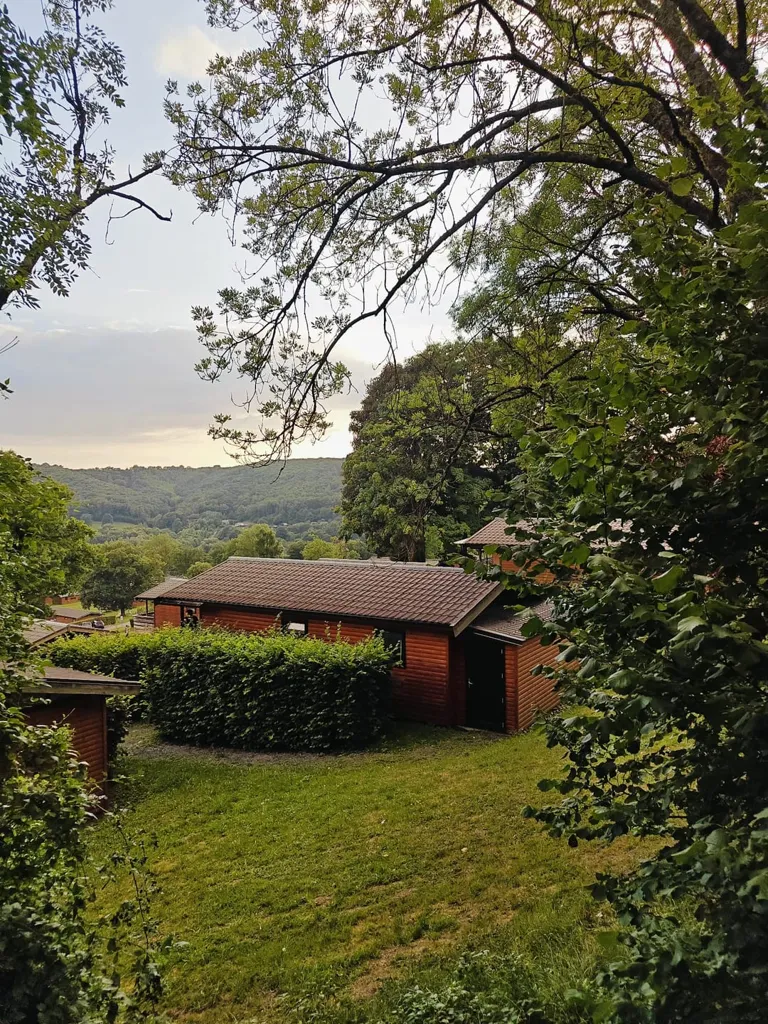 Jardin - Chalet avec Vue dans le Parc Vallee les Etoiles à Hastière