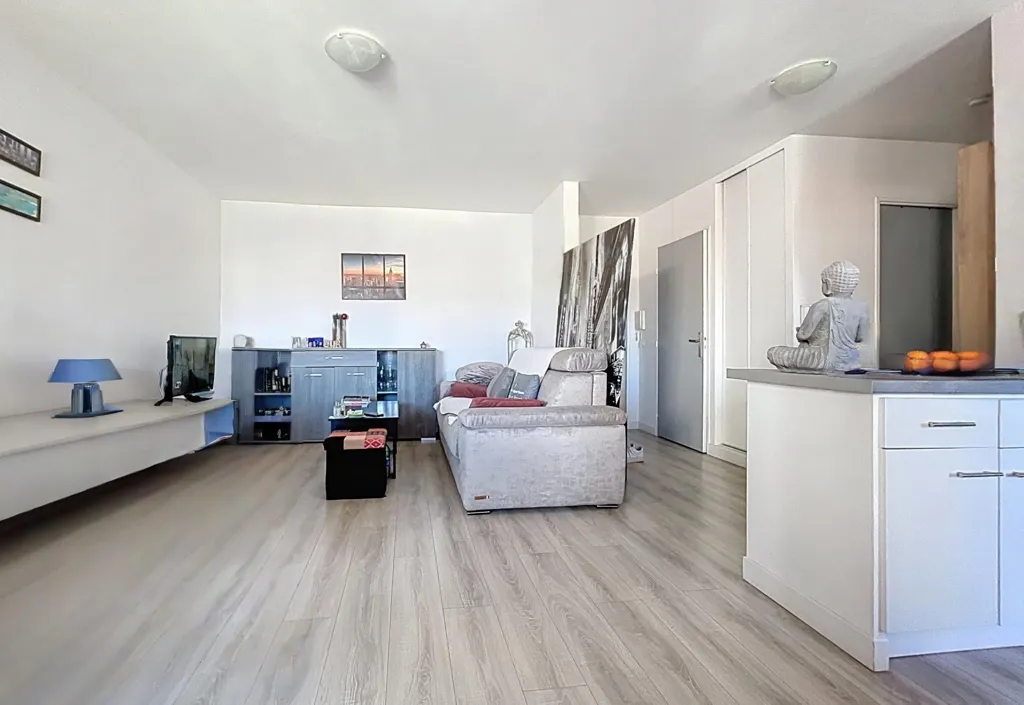 Séjour - Appartement avec Terrasse et Vue Sud à Cagnes-sur-Mer